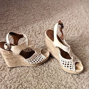 Lucky Brand Wedge Sandals size 7.5